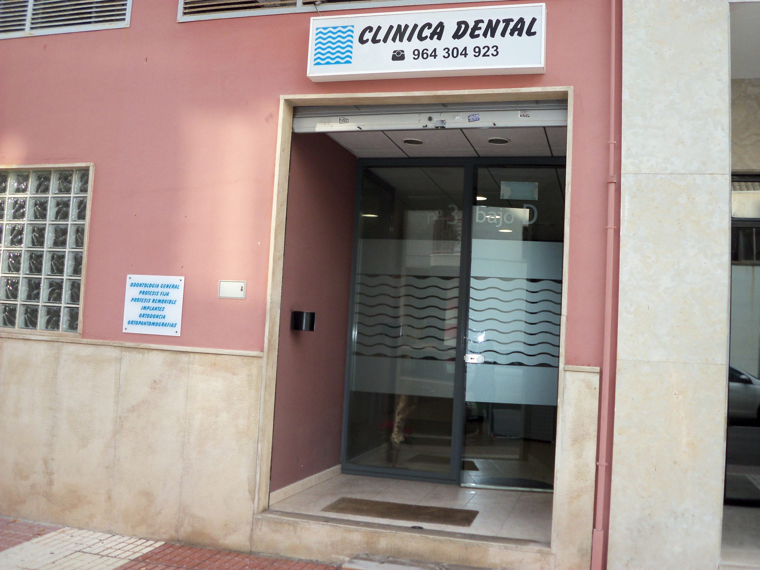 clinica dental Torre de San Vicente